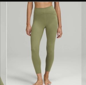 Lululemon InStill HR Tight / Lululemon Leggings